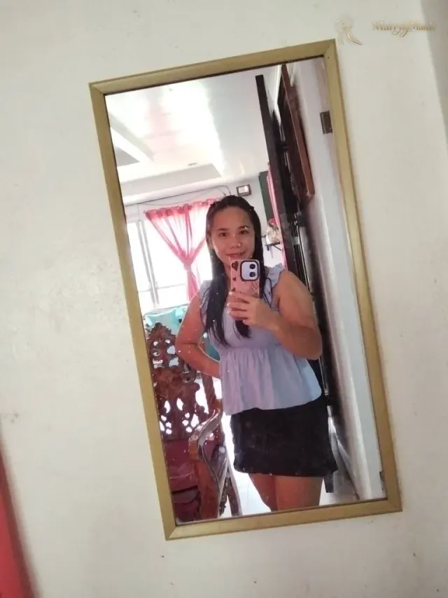 Charlen, 26
