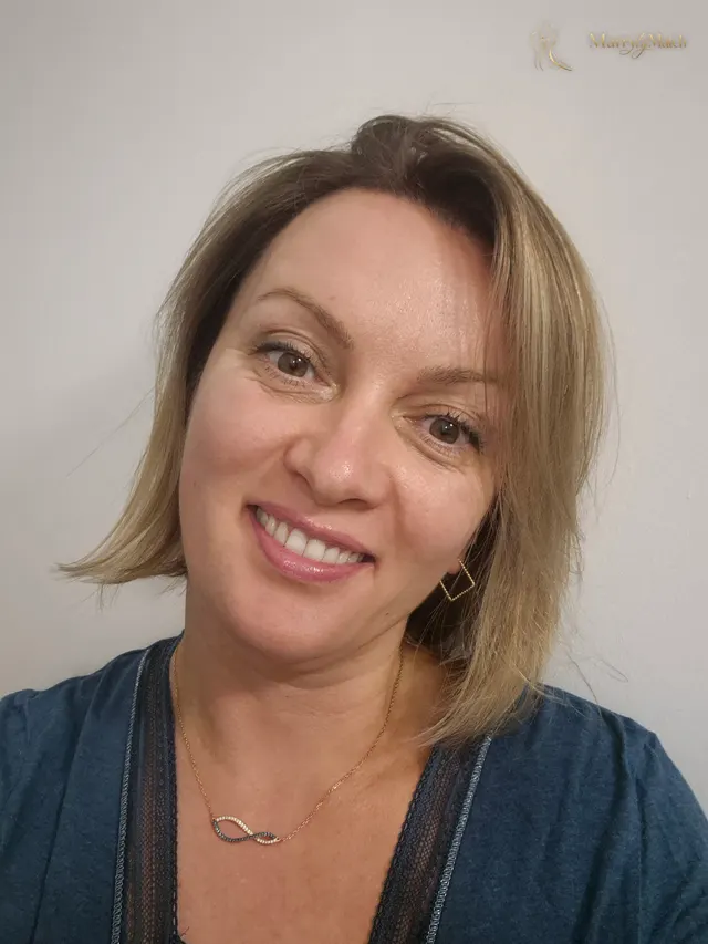 Natalia, 46