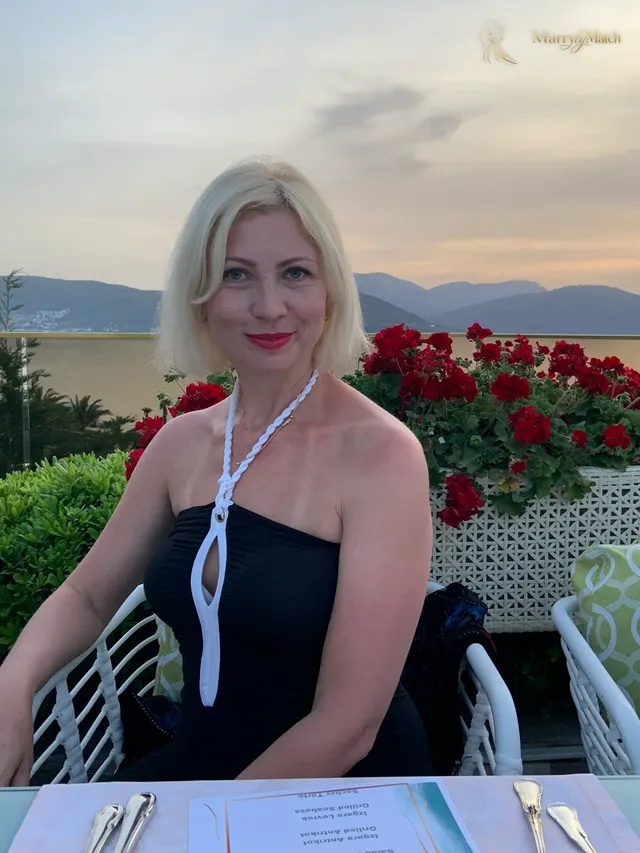 Vladislava, 48