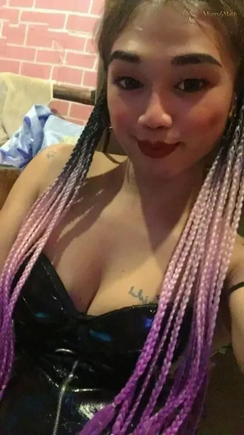 Another photo of Charvy ann