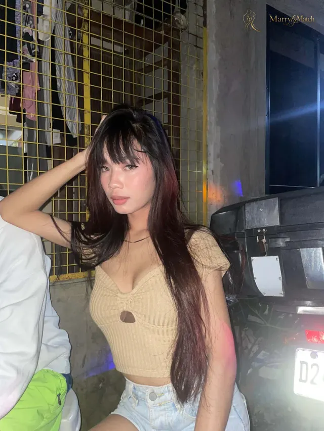 Yuki, 19