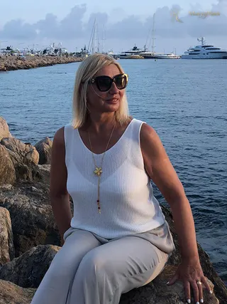 Another photo of LARISA